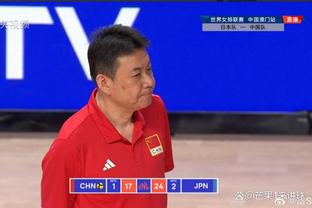 3次犯规太多！王哲林首节6中3拿到7分7篮板